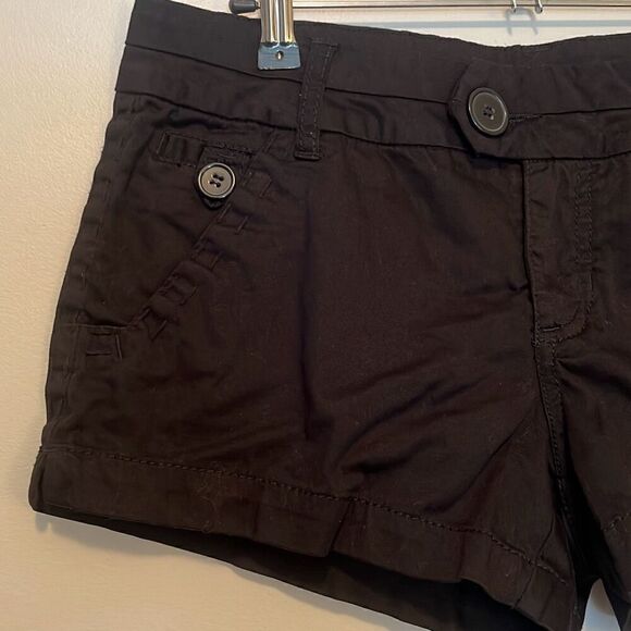 Free Style Revolution Womens Black Stretch Fabric Flat Front Chino Shorts - Picture 2 of 5